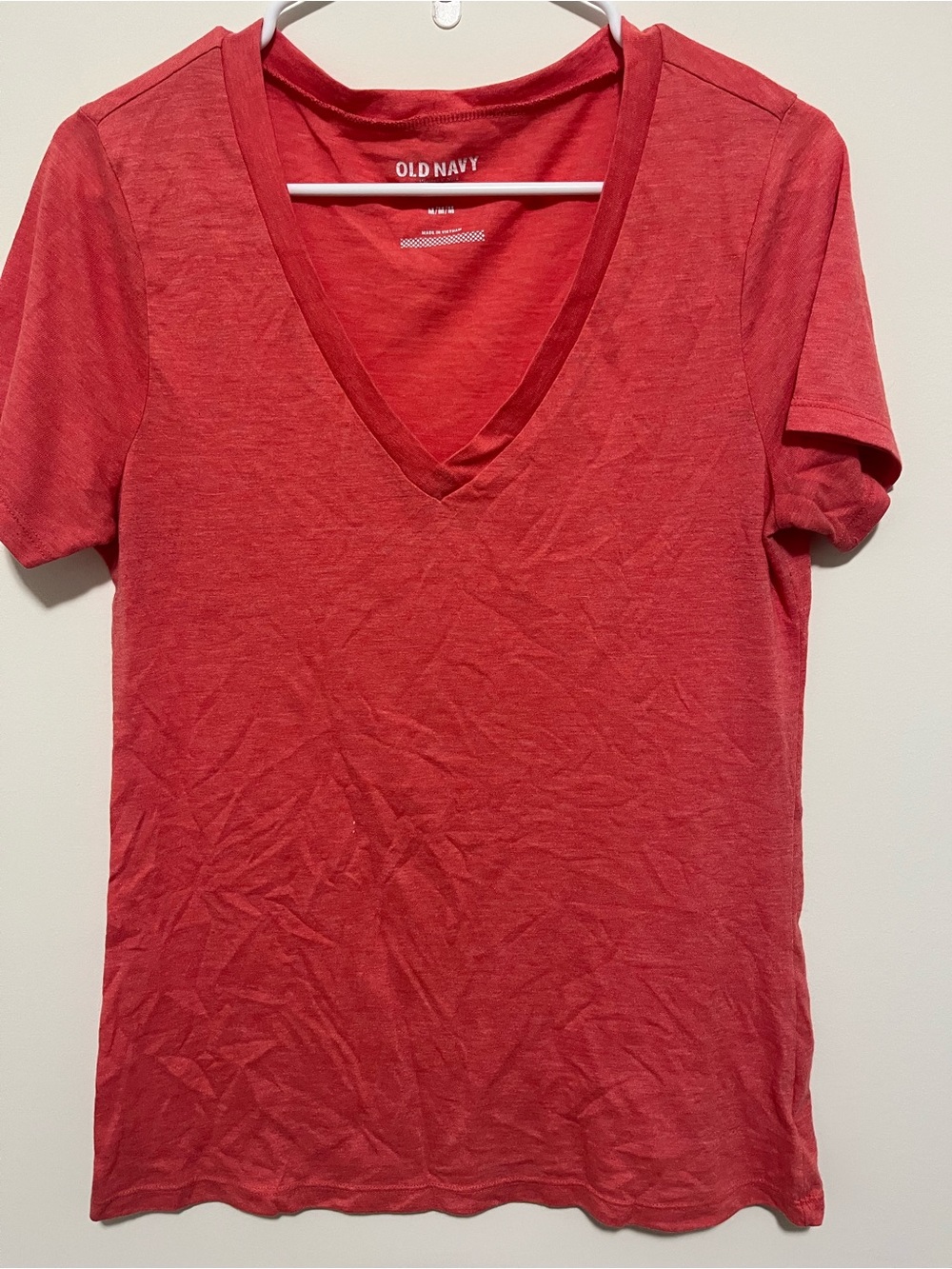 Old Navy Coral-Red V-Neck Short Sleeve Tee
